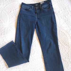 Marilyn Straight Jeans